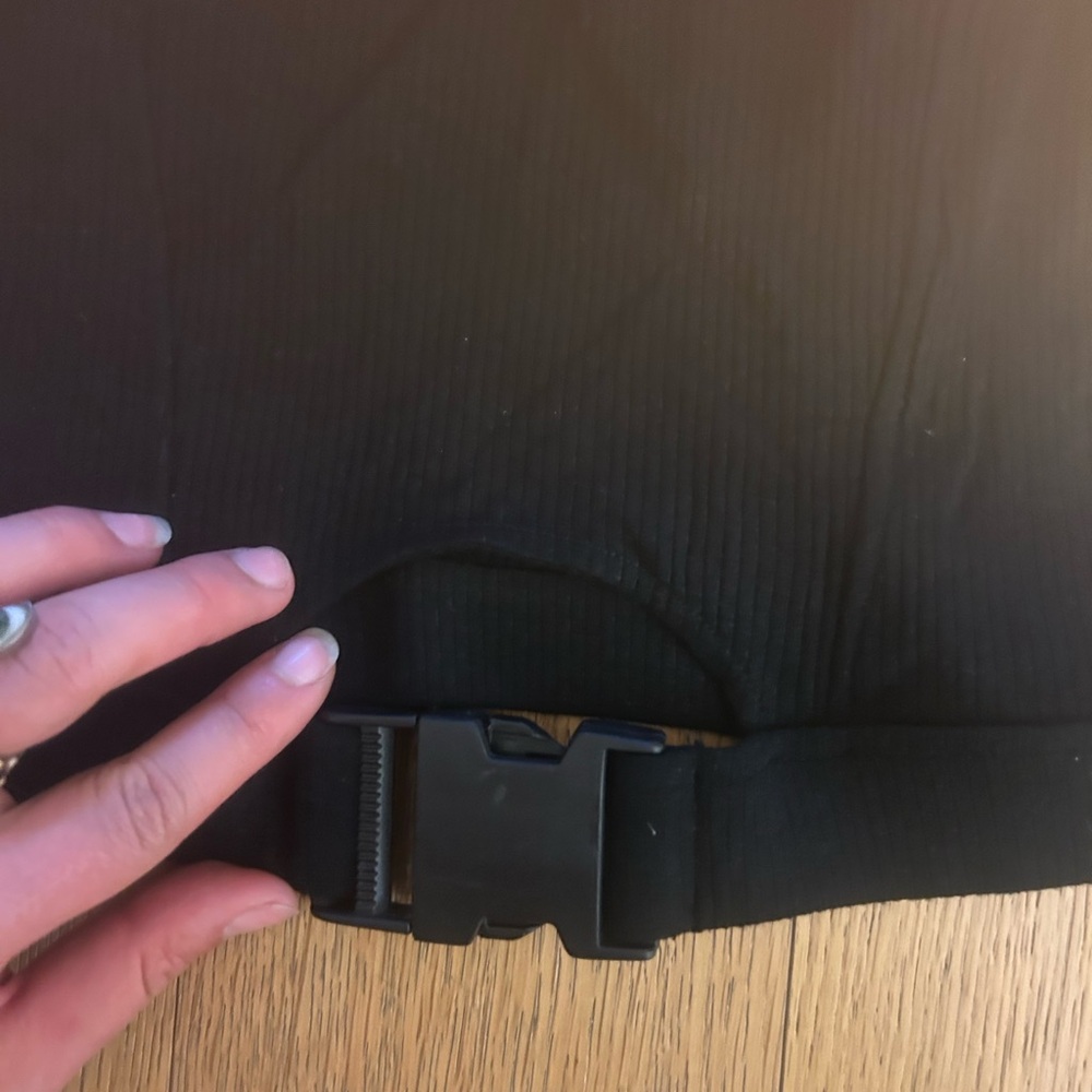 Black Ribbed Halter Crop Top - Picture 2 of 3